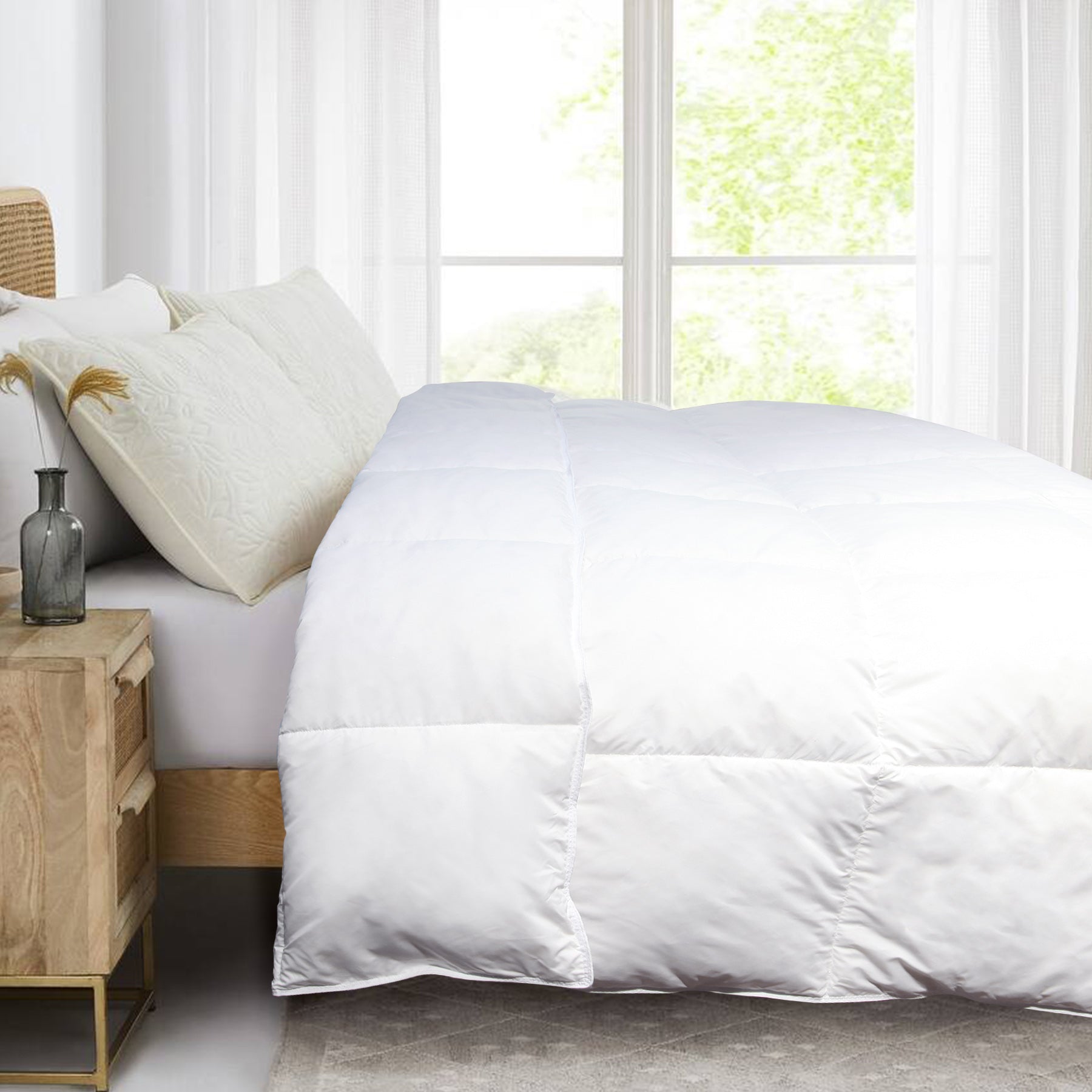 Ramesses All Season Goose Feather Down Duvet/Lightweight and Breathable - Ander Home